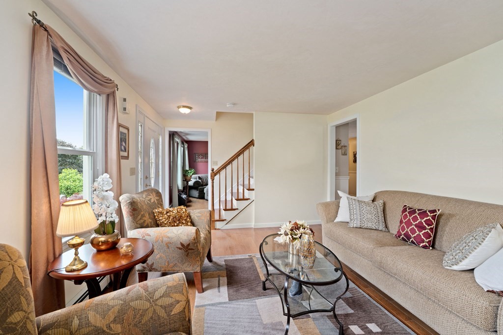 75 Chamberlain Road Uxbridge, MA 01569 - Photo 6 of 41 Gallery Image 6
