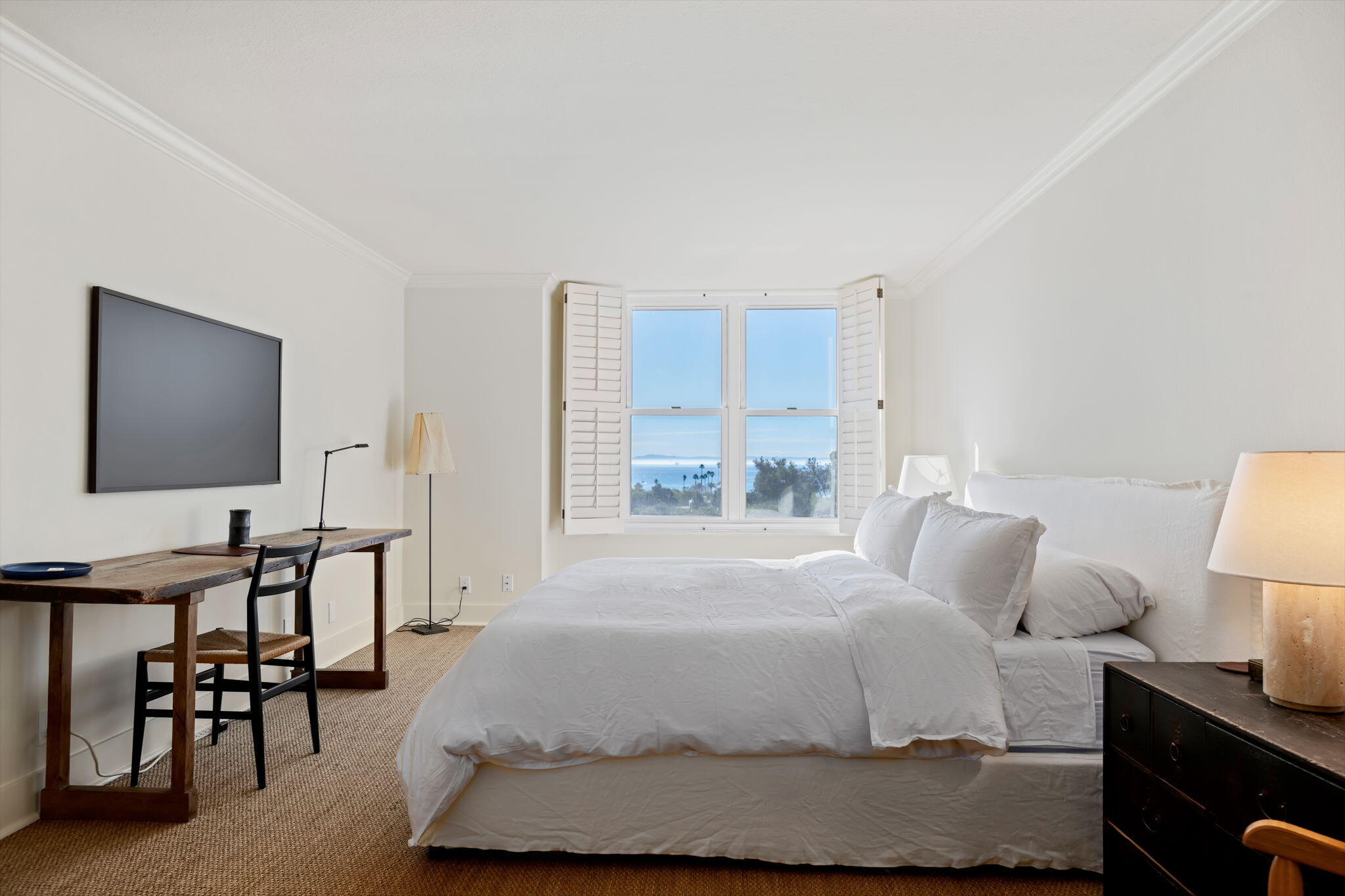 1220 Coast Village Road, Unit 308 Santa Barbara, CA 93108 - Photo 16 of 26 25-Primary Bedroom