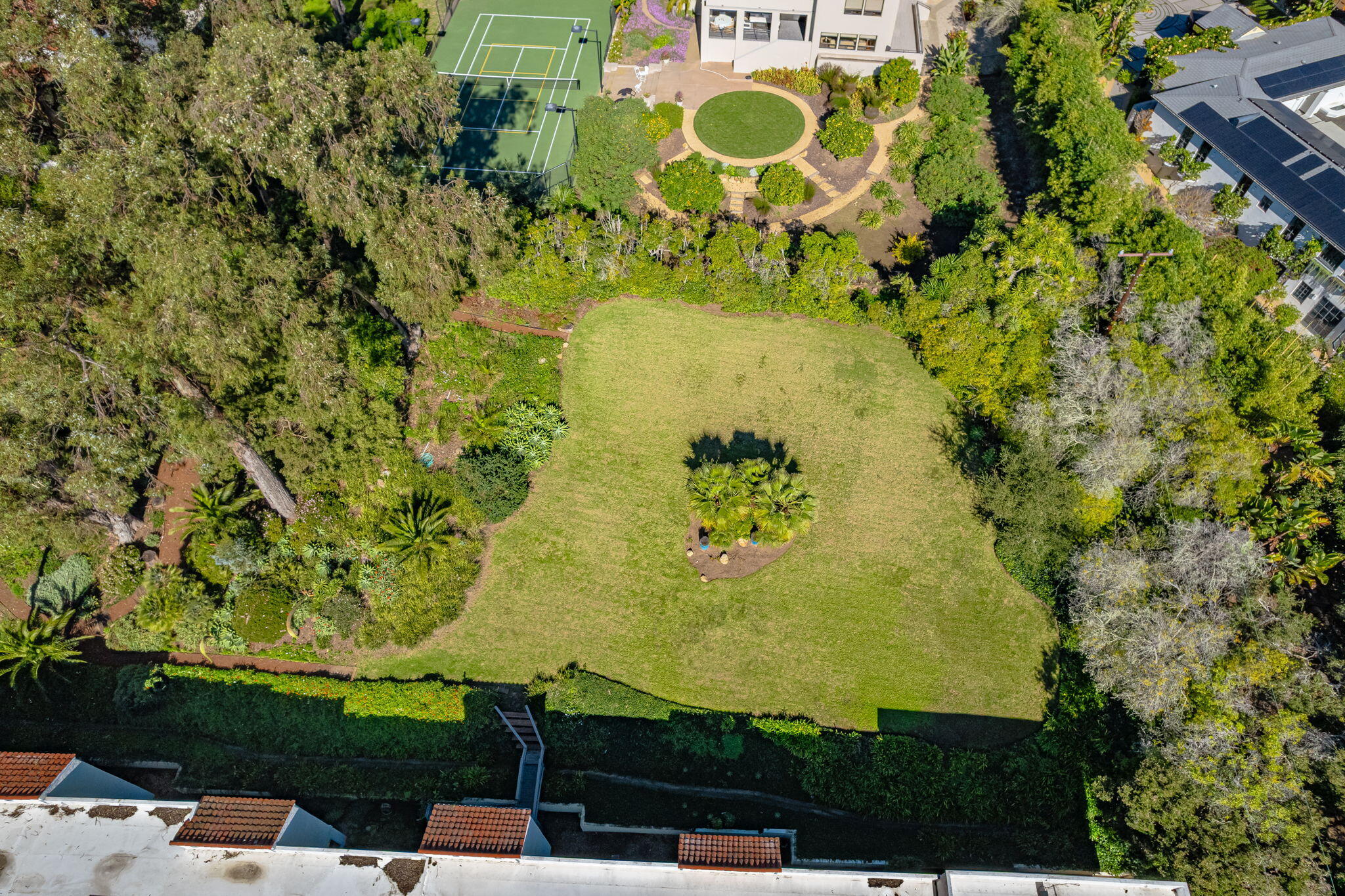 1220 Coast Village Road, Unit 308 Santa Barbara, CA 93108 - Photo 23 of 26 35-1220 Coast Village Rd (aerial)