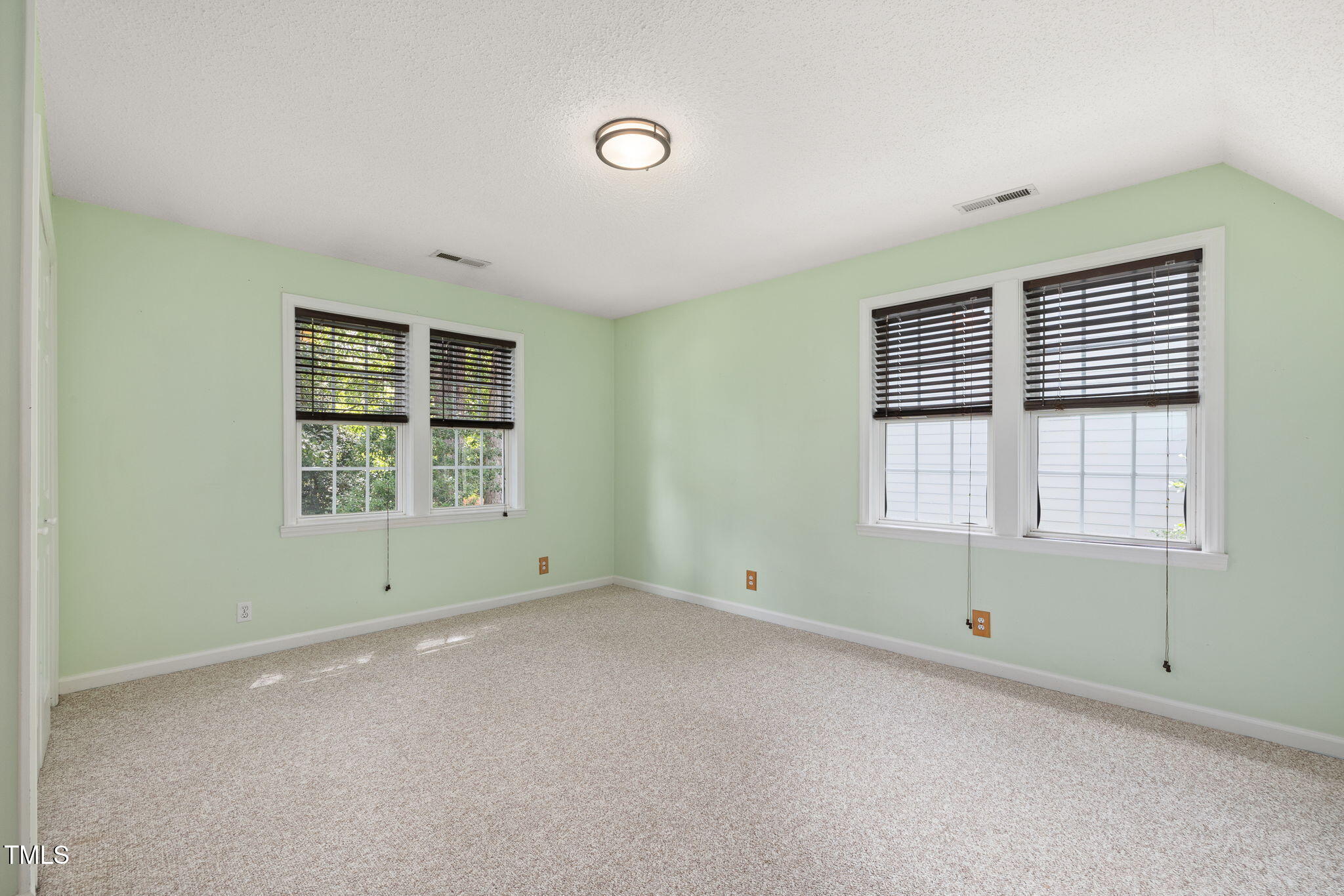 4504 Oakshyre Way Raleigh, NC 27616 - Photo 28 of 40 31-web-or-mls-DX3A2695