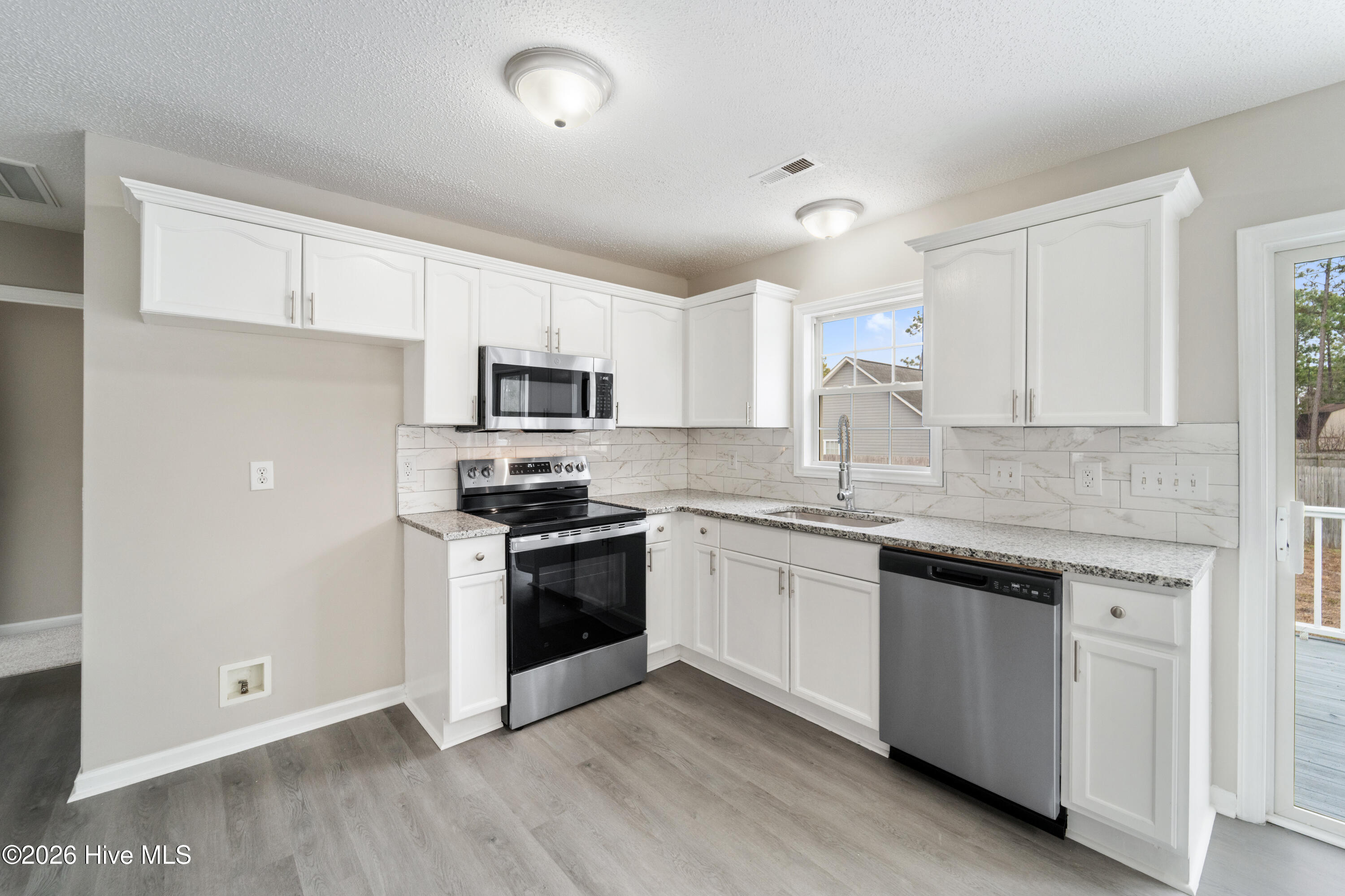 2228 East Boiling Spring Road Southport, NC 28461 - Photo 11 of 31 DSC06863