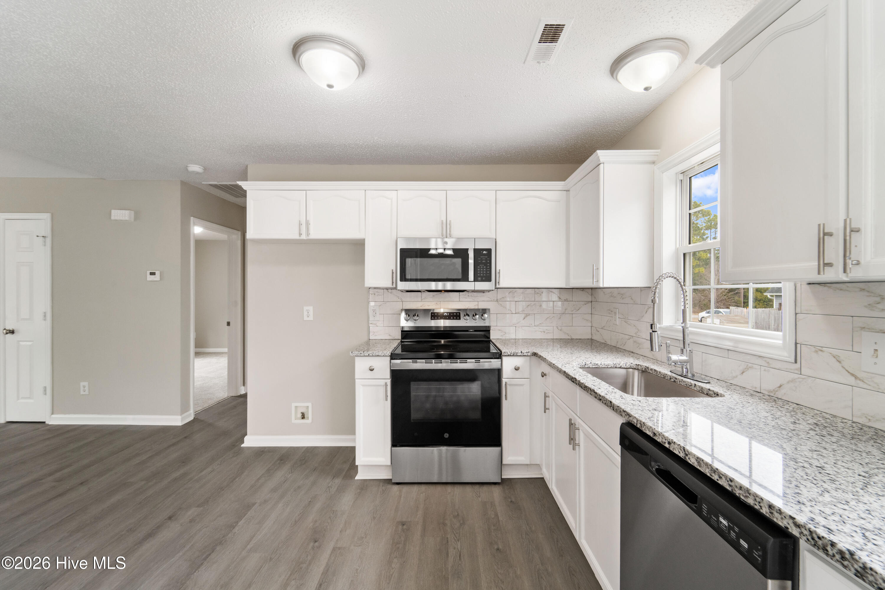 2228 East Boiling Spring Road Southport, NC 28461 - Photo 12 of 31 DSC06868