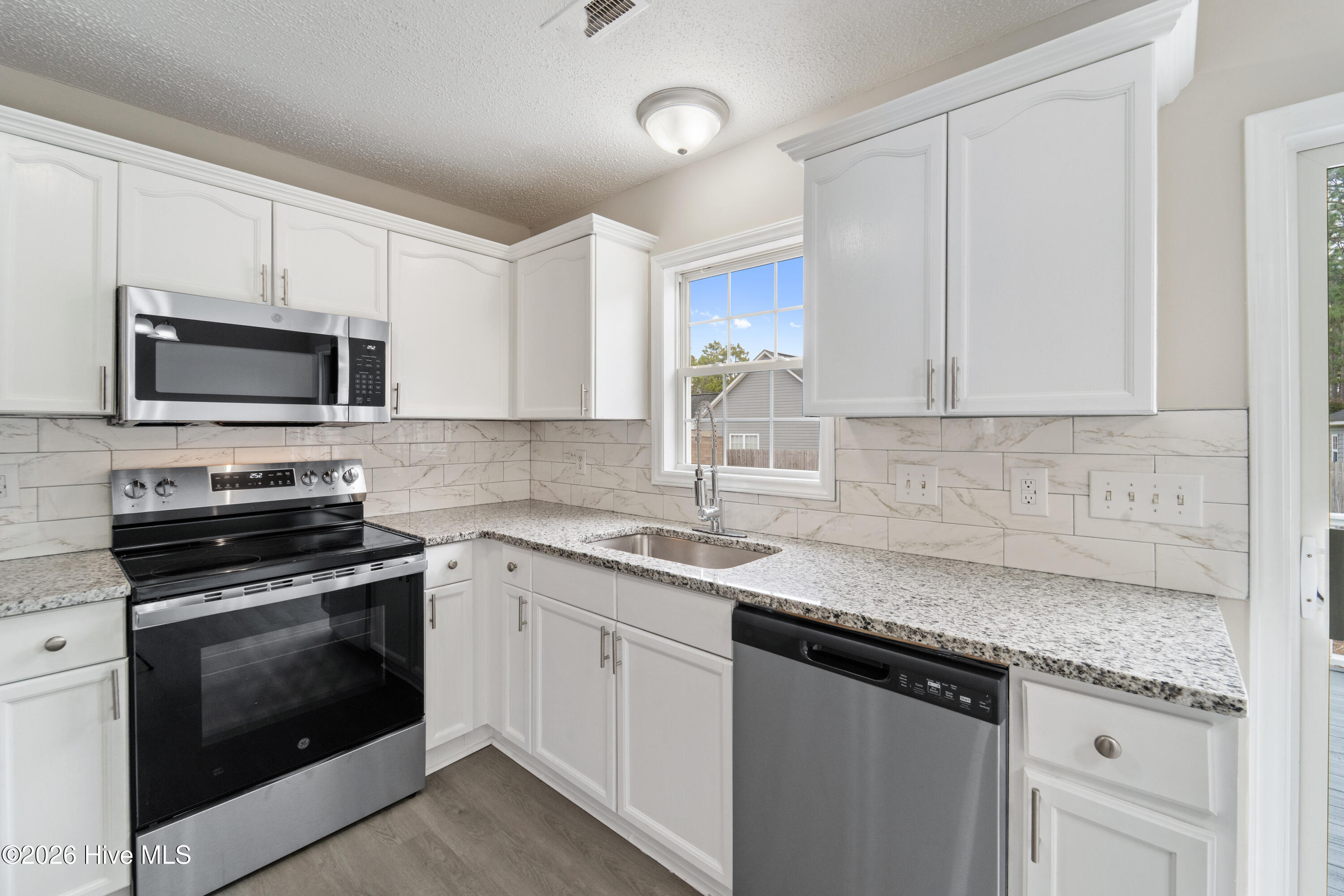 2228 East Boiling Spring Road Southport, NC 28461 - Photo 14 of 31 DSC06908