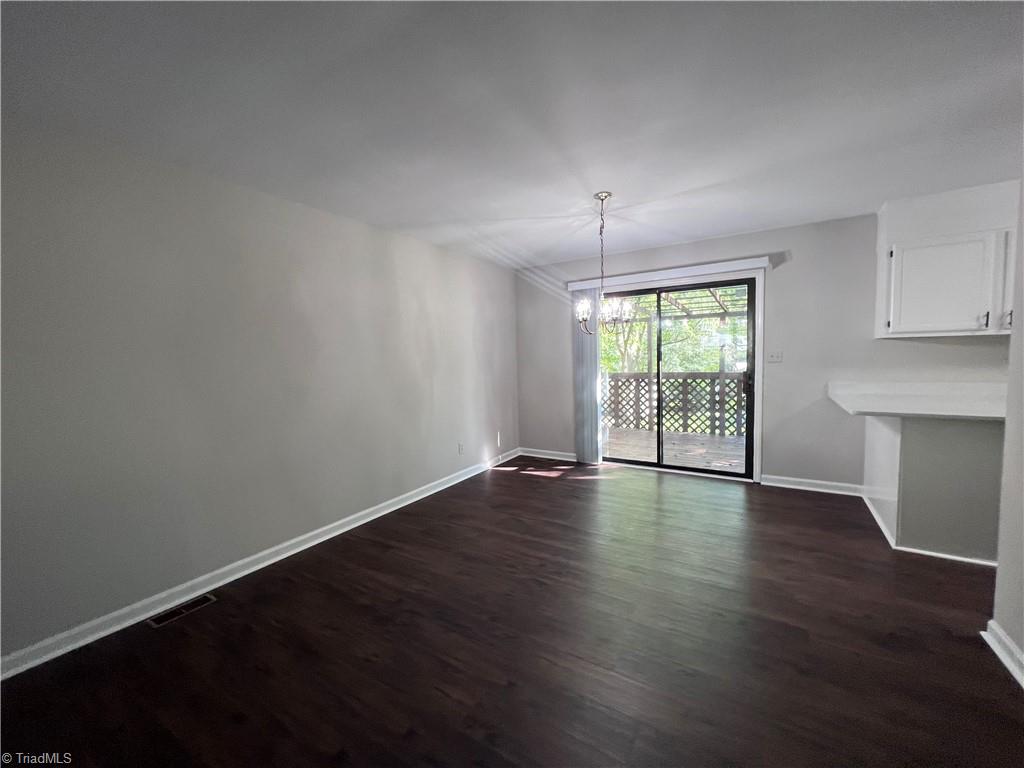 309 Elmhurst Avenue High Point, NC 27262 - Photo 10 of 22