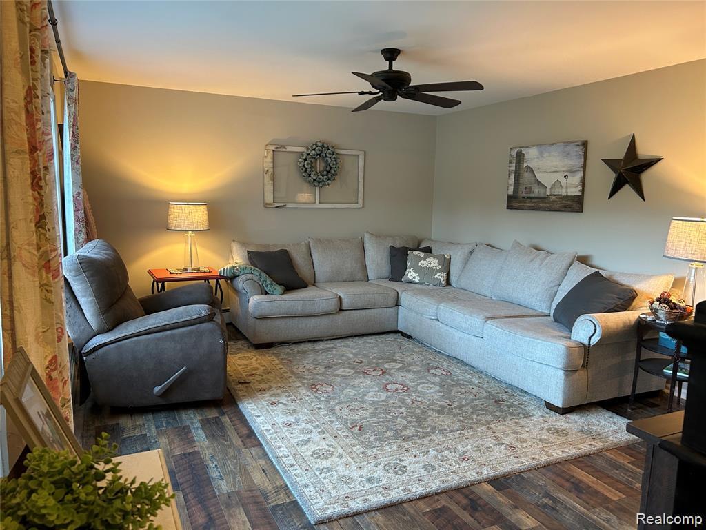 9074 White Road Linden, MI 48451 - Photo 16 of 49 Nice Newer Flooring!