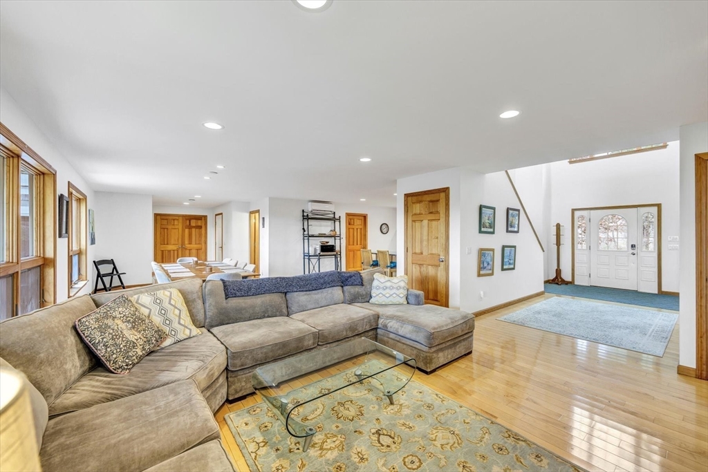 128 Shore Road Truro, MA 02666 - Photo 12 of 42