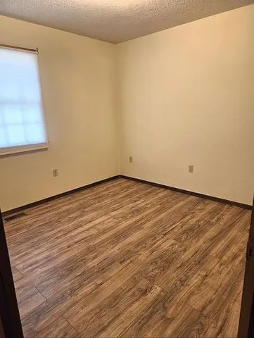 $290,000 | 2135 Hillsdale Street, Lebanon, MO 65536