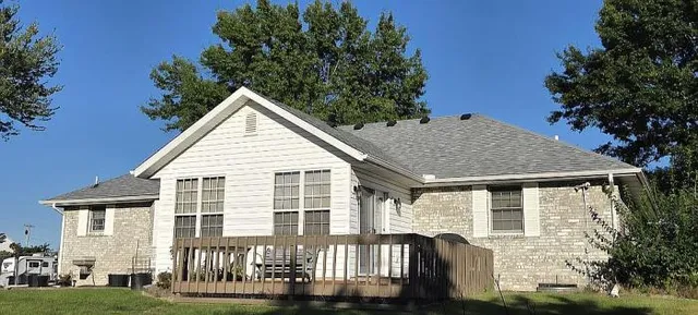$290,000 | 2135 Hillsdale Street, Lebanon, MO 65536