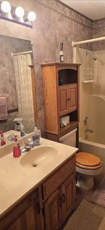 $290,000 | 2135 Hillsdale Street, Lebanon, MO 65536