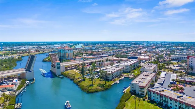 $669,000 | 1421 Gleneagles Drive, Venice, FL 34292