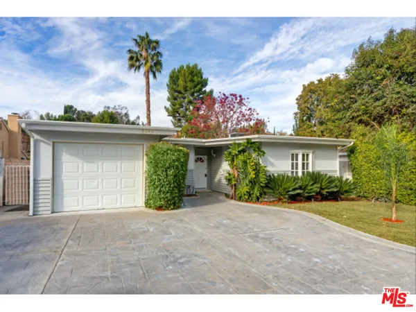 $4,995 | 5049 Serrania Avenue, Woodland Hills, CA 91364