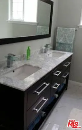 $4,995 | 5049 Serrania Avenue, Woodland Hills, CA 91364