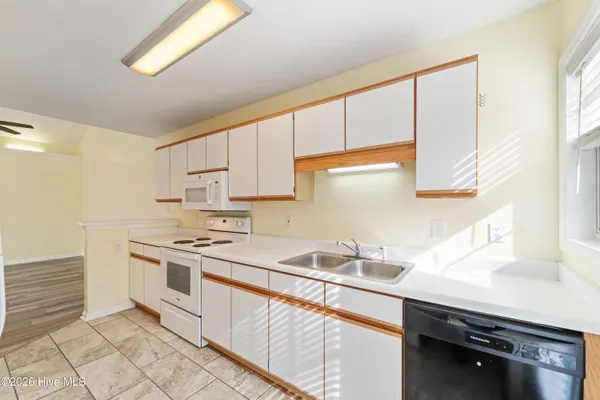 $1,695 | 4316 Jasmine Cove Way, Wilmington, NC 28412