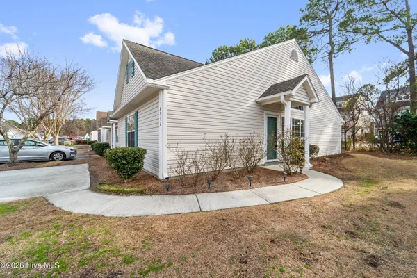 $1,695 | 4316 Jasmine Cove Way, Wilmington, NC 28412