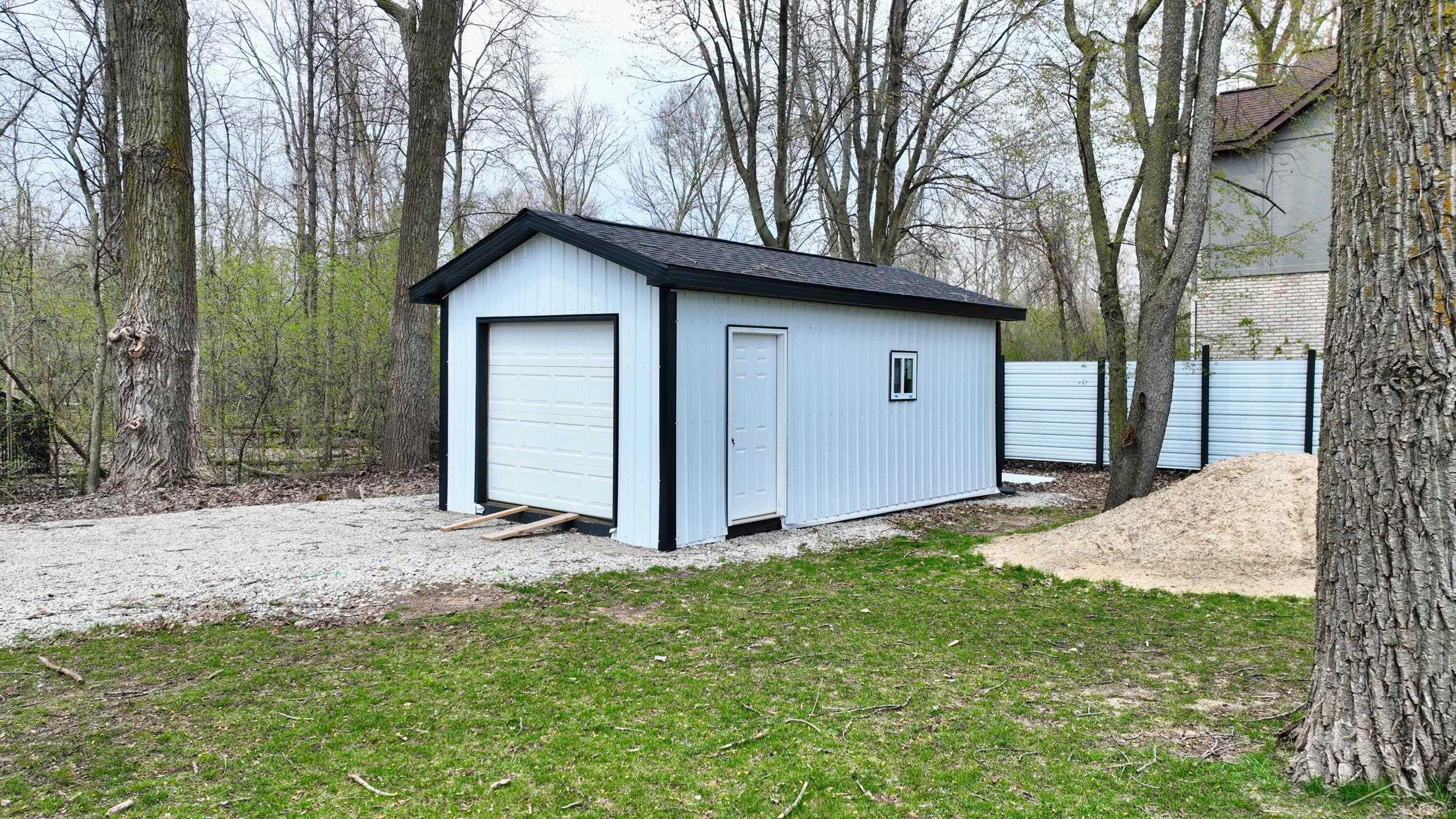 1266 West Freeland Road Bay City, MI 48706 - Photo 13 of 58