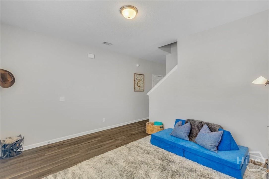 276 Brightleaf Circle Hinesville, GA 31313 - Photo 10 of 42