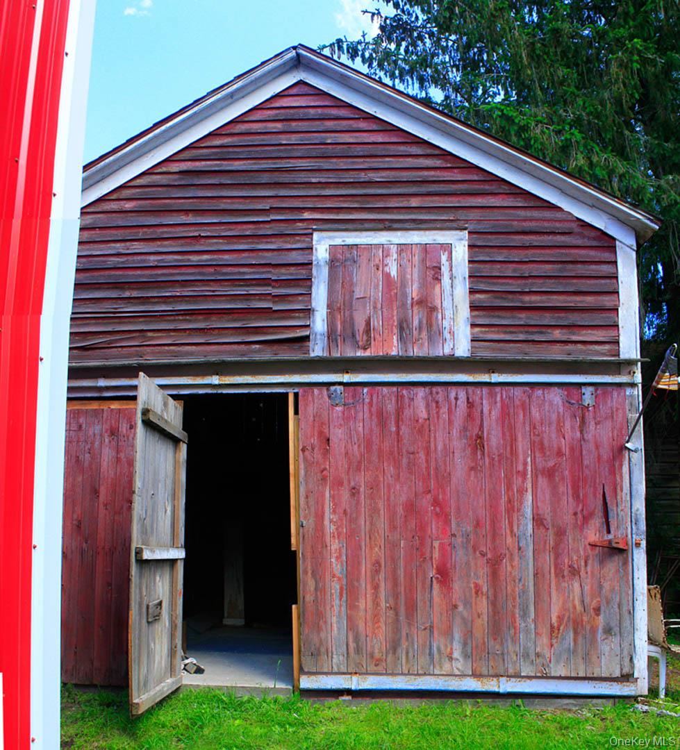876 North Branch Road North Branch, NY 12766 - Photo 17 of 27 a front view of house with yard