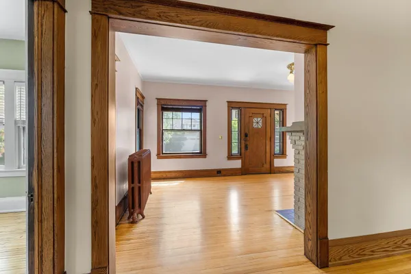 $450,000 | 1458 West 33rd Street, Minneapolis, MN 55408