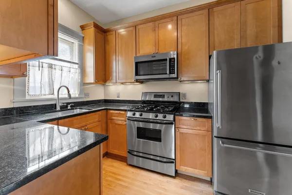 $450,000 | 1458 West 33rd Street, Minneapolis, MN 55408