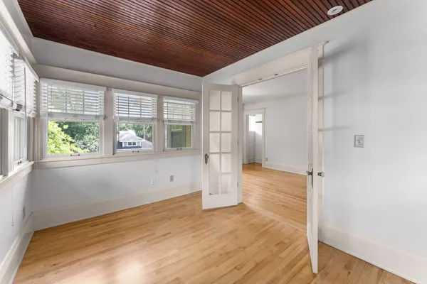 $450,000 | 1458 West 33rd Street, Minneapolis, MN 55408