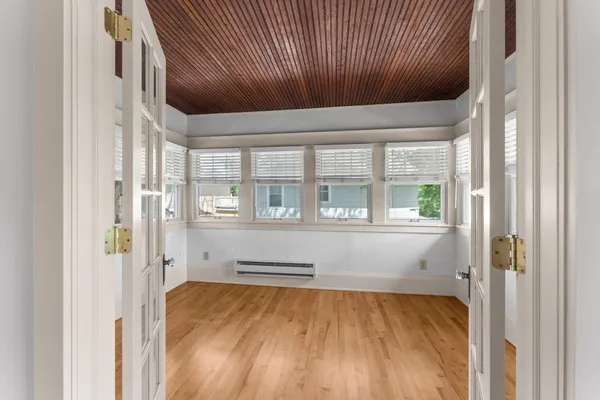 $450,000 | 1458 West 33rd Street, Minneapolis, MN 55408