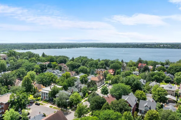 $450,000 | 1458 West 33rd Street, Minneapolis, MN 55408