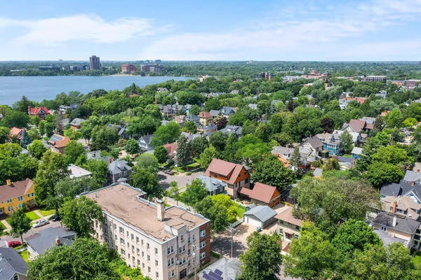 $450,000 | 1458 West 33rd Street, Minneapolis, MN 55408