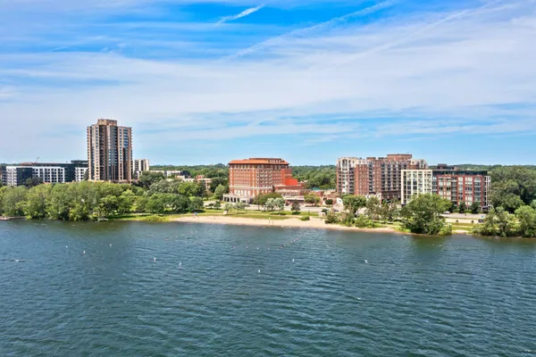 $450,000 | 1458 West 33rd Street, Minneapolis, MN 55408