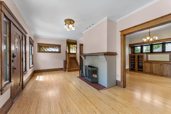 $450,000 | 1458 West 33rd Street, Minneapolis, MN 55408