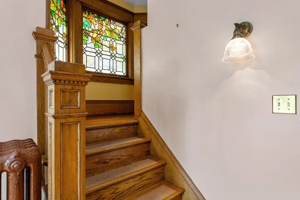 $450,000 | 1458 West 33rd Street, Minneapolis, MN 55408