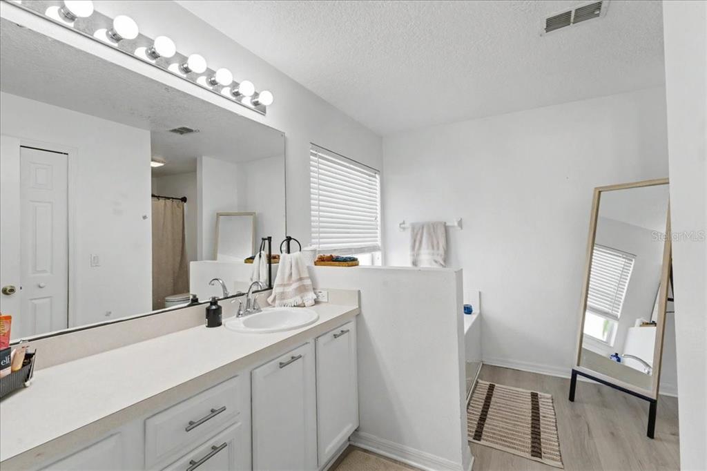 342 Mariners Gate Drive Edgewater, FL 32141 - Photo 24 of 42