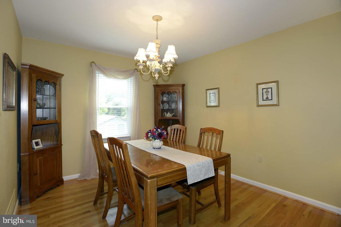 3209 Northwind Road Baltimore, MD 21234 - Photo 5 of 29 Dining Room