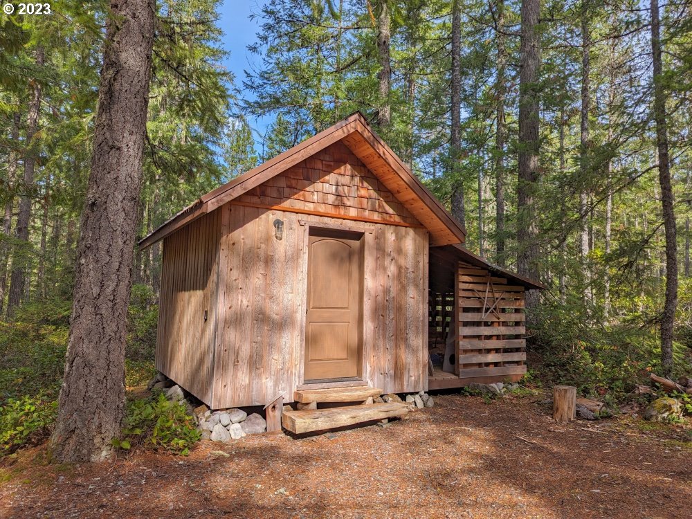 76399 Road 30 Rhododendron, OR 97049 - Photo 26 of 36 Gallery Image 26