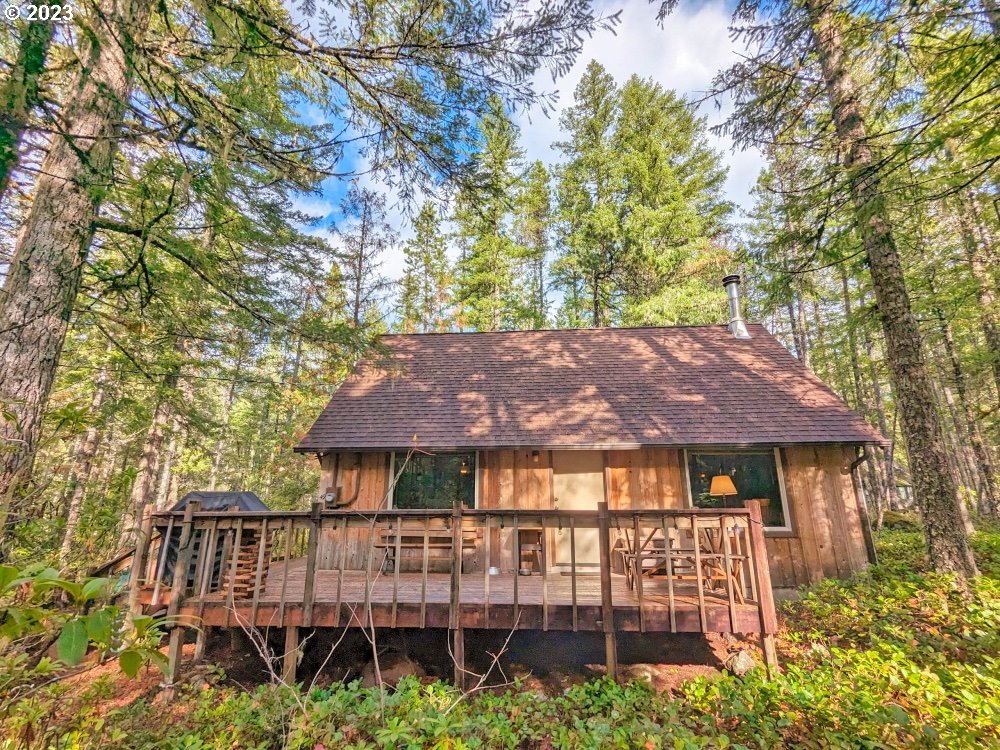 76399 Road 30 Rhododendron, OR 97049 - Photo 34 of 36 Gallery Image 34