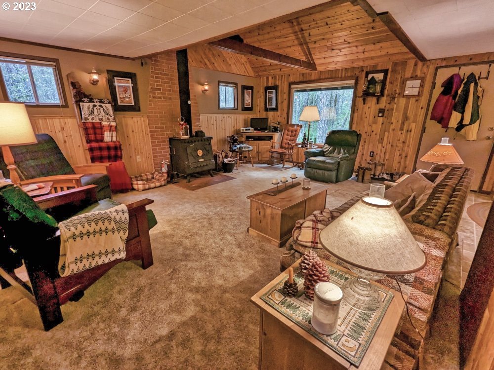 76399 Road 30 Rhododendron, OR 97049 - Photo 4 of 36 Gallery Image 4