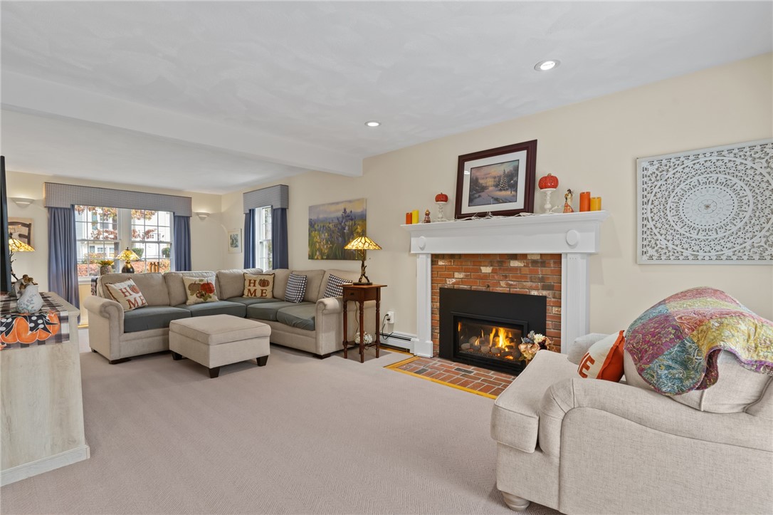 24 Mashie Road Cumberland, RI 02864 - Photo 5 of 39 Gallery Image 5