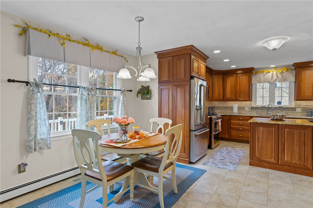 24 Mashie Road Cumberland, RI 02864 - Photo 9 of 39 Gallery Image 9