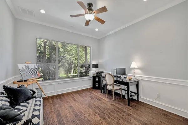 $5,200 | 1005 Ottawa Drive, Austin, TX 78733