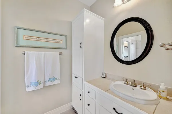 $5,200 | 1005 Ottawa Drive, Austin, TX 78733