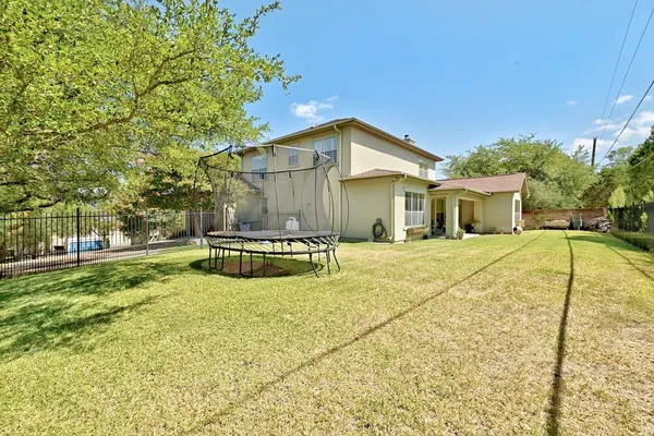 $5,200 | 1005 Ottawa Drive, Austin, TX 78733
