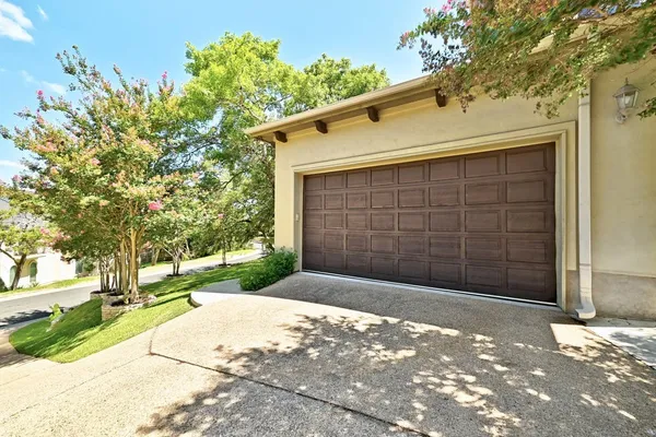 $5,200 | 1005 Ottawa Drive, Austin, TX 78733