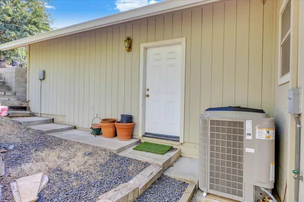 $699,900 | 509 Indian Hill Road, Copperopolis, CA 95228