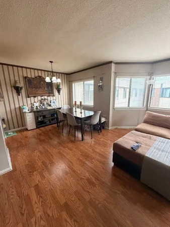 $194,900 | 5500 Lincoln Avenue, Unit 507W, Morton Grove, IL 60053
