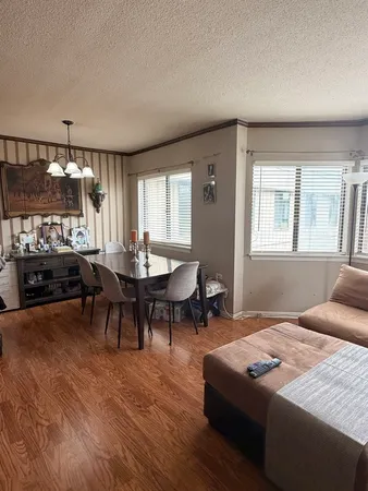 $194,900 | 5500 Lincoln Avenue, Unit 507W, Morton Grove, IL 60053