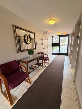 $194,900 | 5500 Lincoln Avenue, Unit 507W, Morton Grove, IL 60053