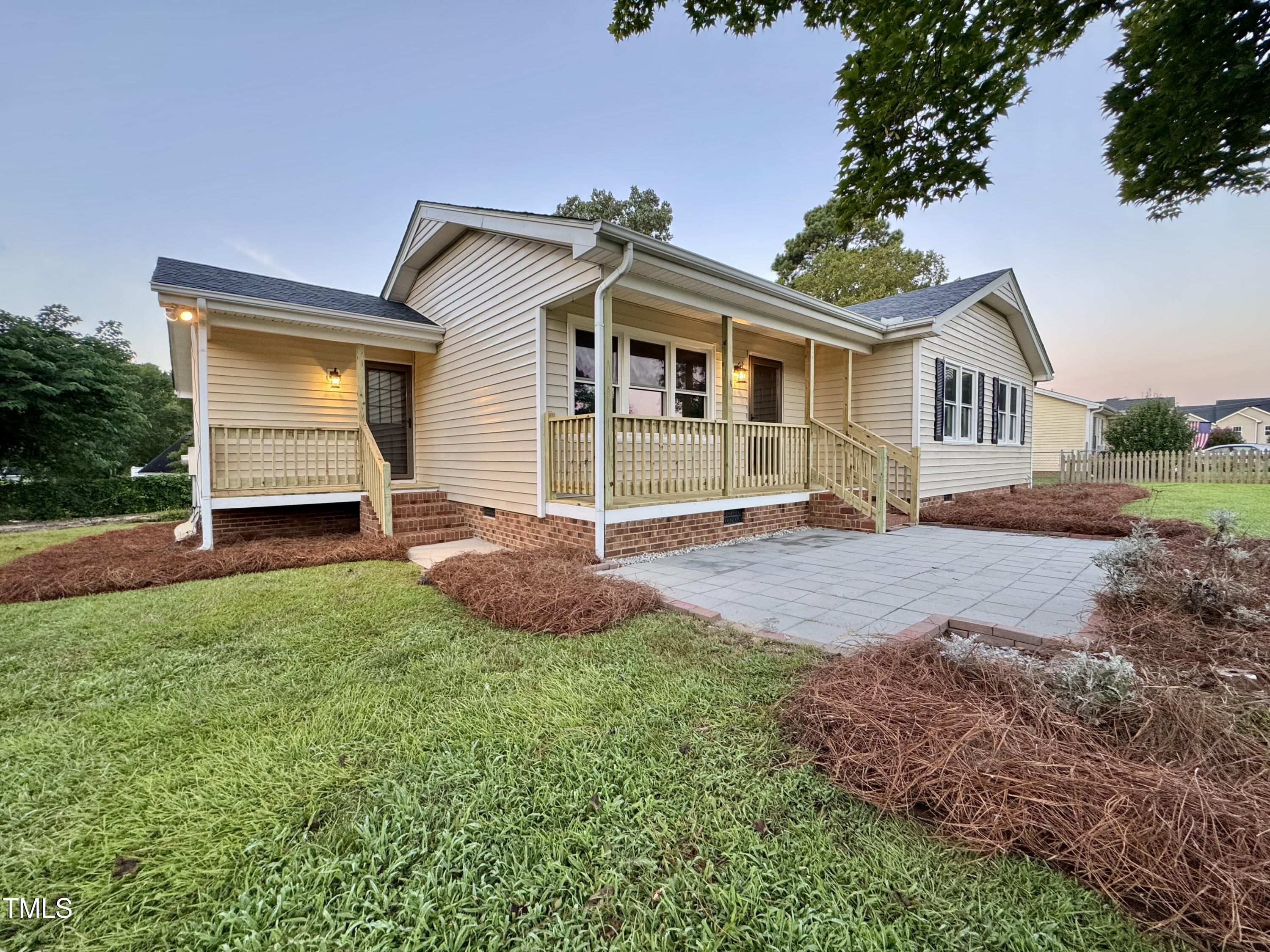 382 Circle Drive Angier, NC 27501 - Photo 2 of 12 85105D07-DEDD-4170-A5BA-BD44D100350F_1_2