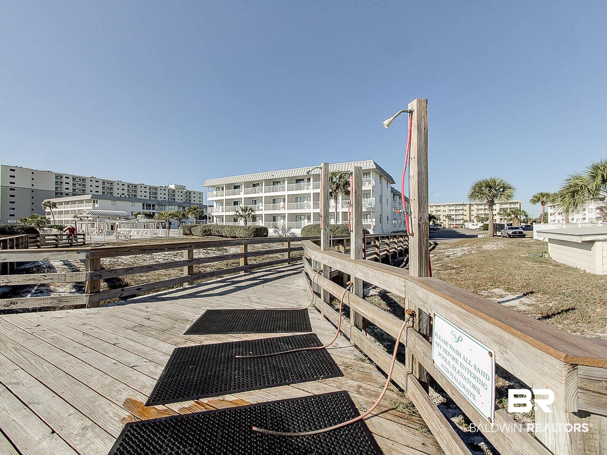 400 Plantation Road, Unit 3314 Gulf Shores, AL 36542 - Photo 34 of 47 View of deck
