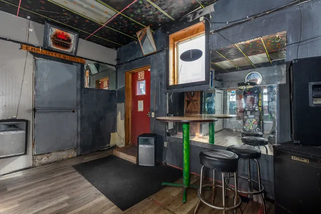 a view of an outdoor space with seating area