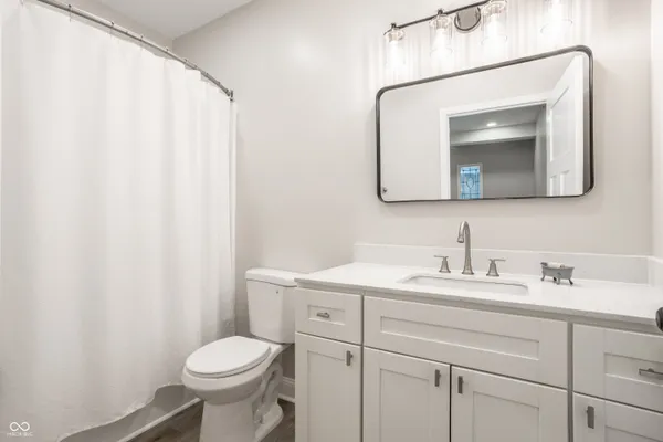 $2,000 | 108 West Main Street, Unit A, Thorntown, IN 46071