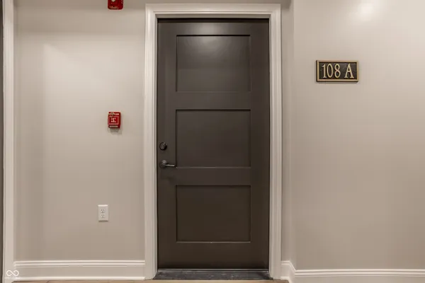 $2,000 | 108 West Main Street, Unit A, Thorntown, IN 46071